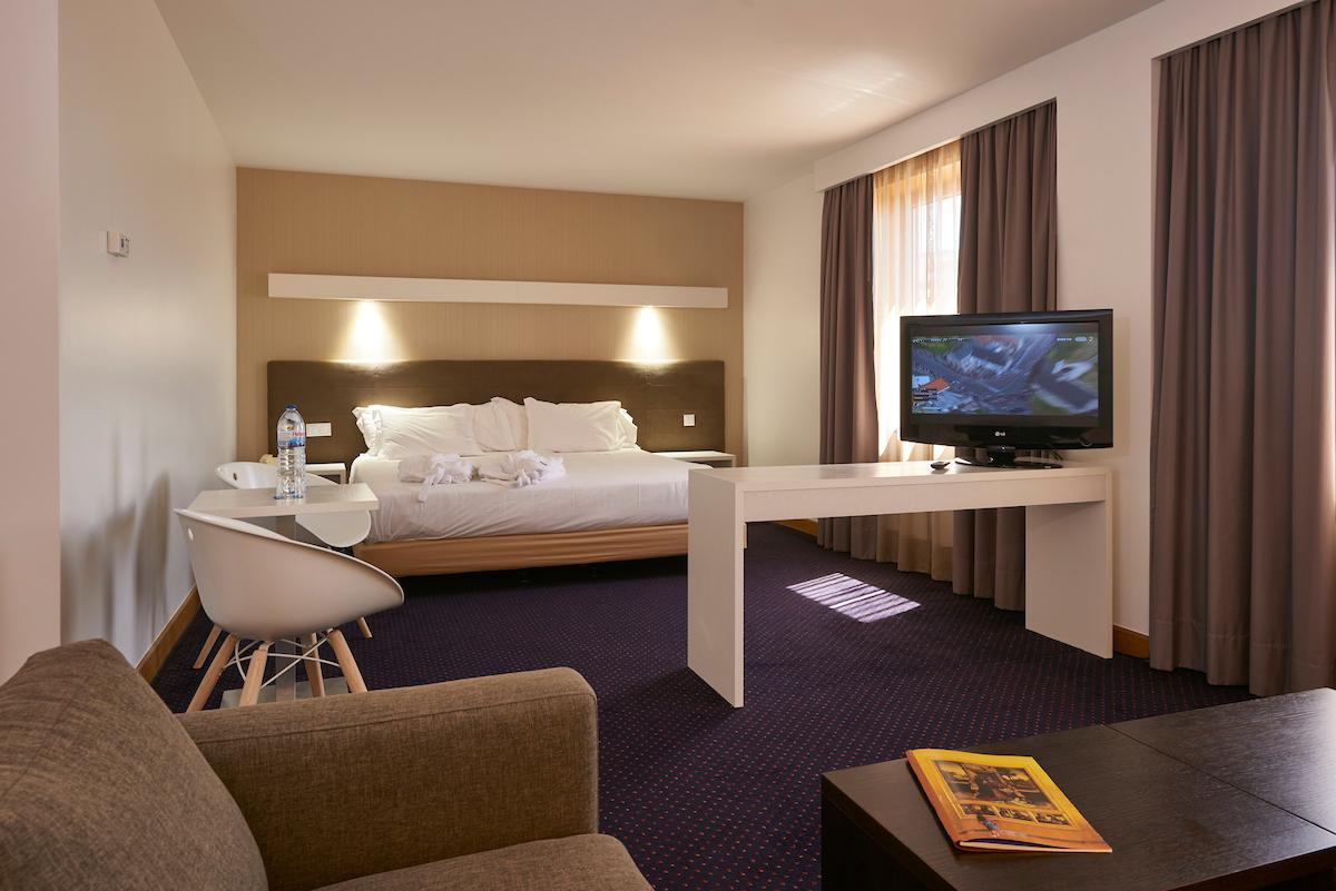 Hotel Coimbra Aeminium, Affiliated by Meliá Esterno foto